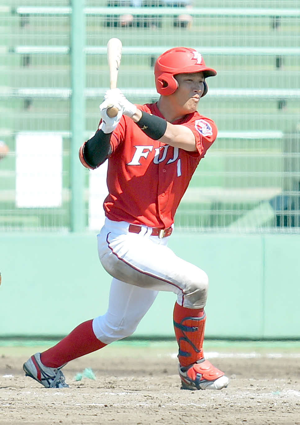 3回、右前適時打を放つ山城響