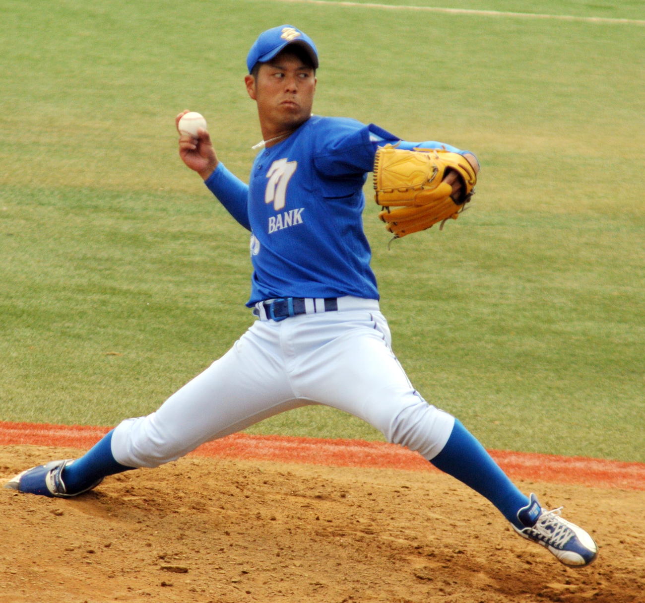 7回を1安打2失点と好投した七十七銀行・鈴木
