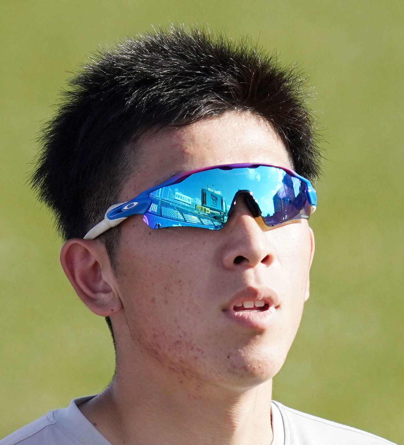 ヤクルト対巨人　試合前、神宮球場で練習する巨人戸郷（撮影・江口和貴）