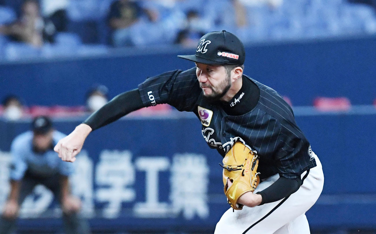 オリックス対ロッテ　ロッテ先発の石川（撮影・前岡正明）