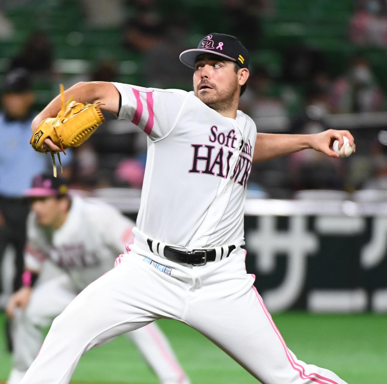 ソフトバンク対日本ハム　先発のマット・ムーアは5回を投げ4安打無失点と好投する（撮影・今浪浩三）