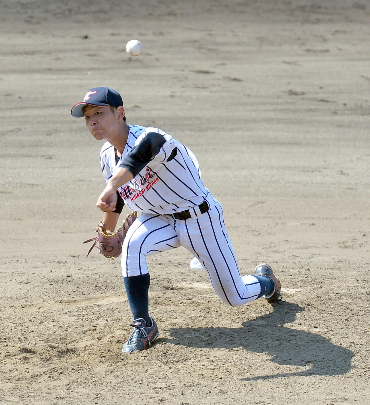 日大工学部対東日本国際大　7回2安打10奪三振完封の東日本国際大・佐々木大（撮影・鎌田直秀）