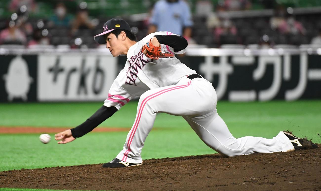 ソフトバンク対日本ハム　5回から好投する高橋礼（撮影・今浪浩三）