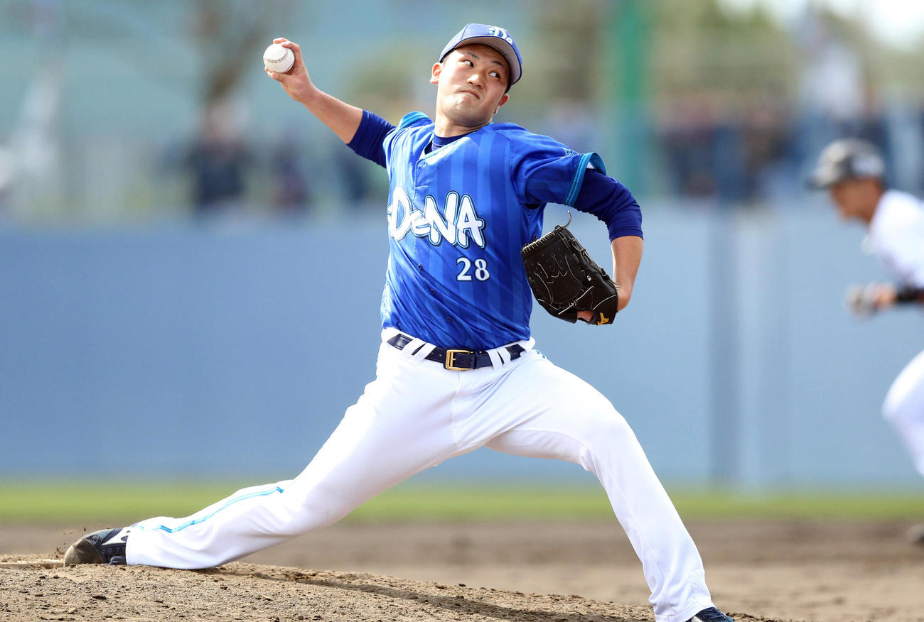 DeNA時代の北方悠誠（2014年2月11日撮影）