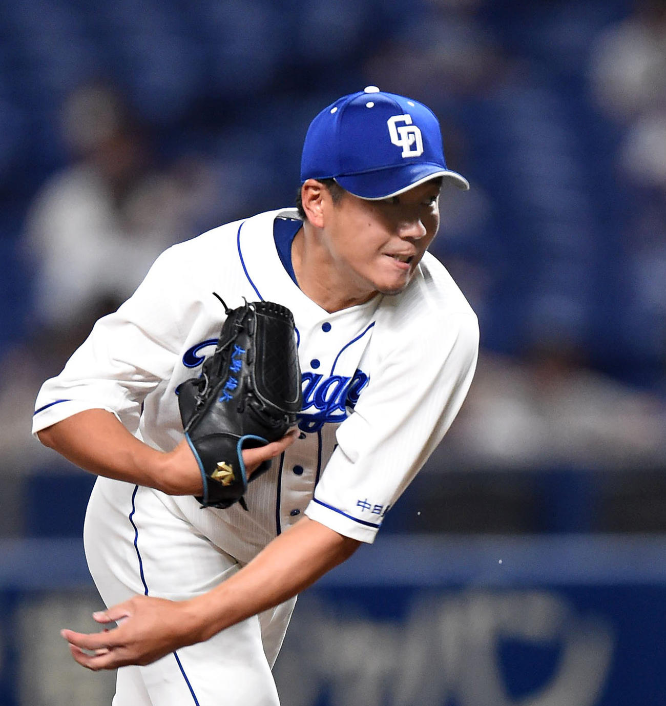 力投する中日先発の大野雄大（撮影・森本幸一）