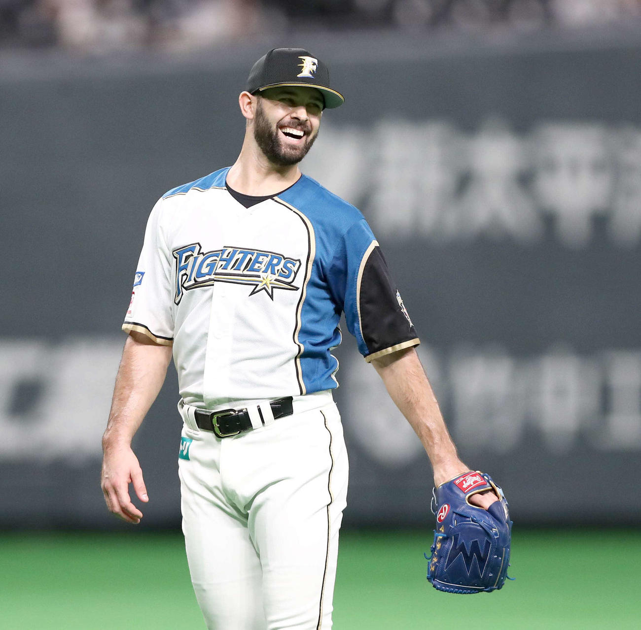 日本ハム対楽天　6回に登板し打者を3人で抑え笑顔のマルティネス（撮影・黒川智章）