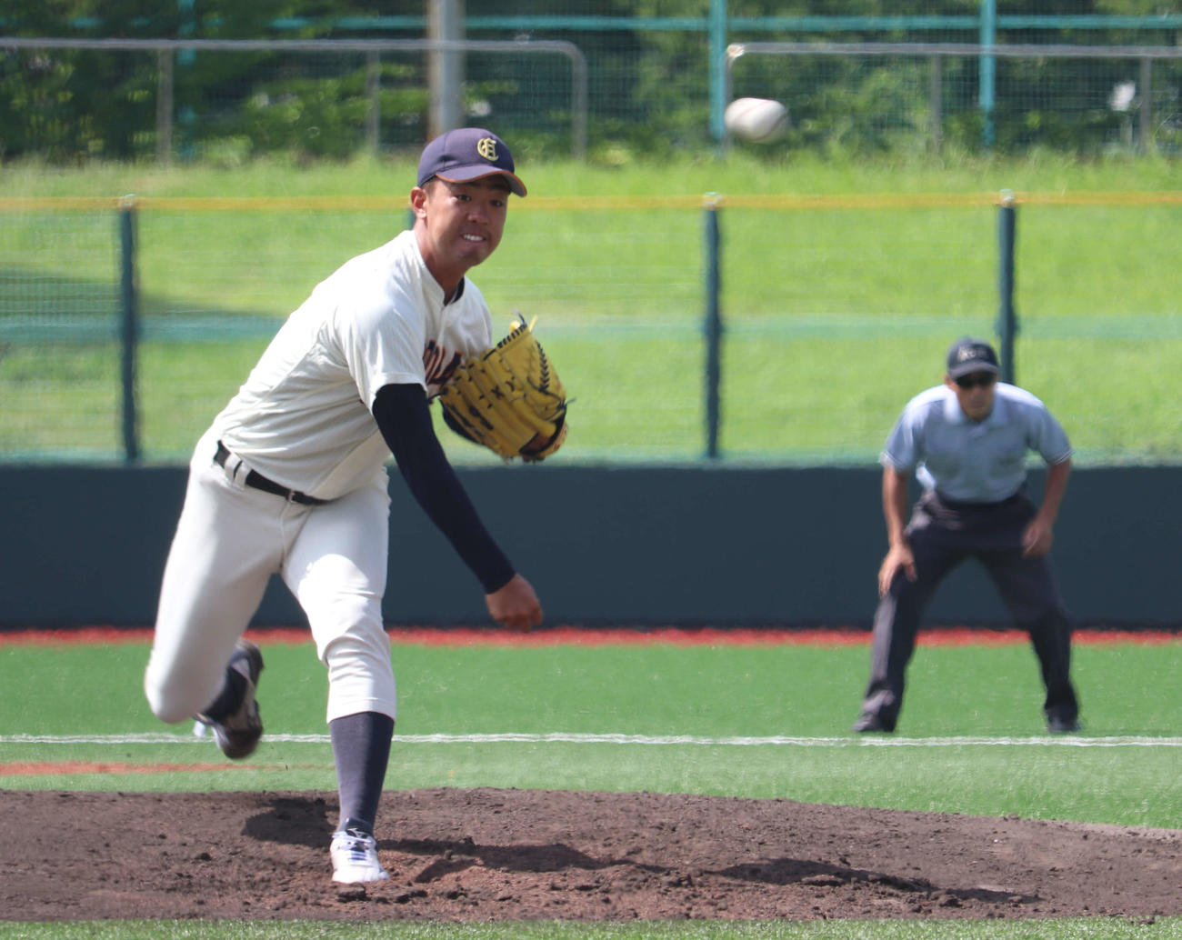 先発した大商大エースの吉川