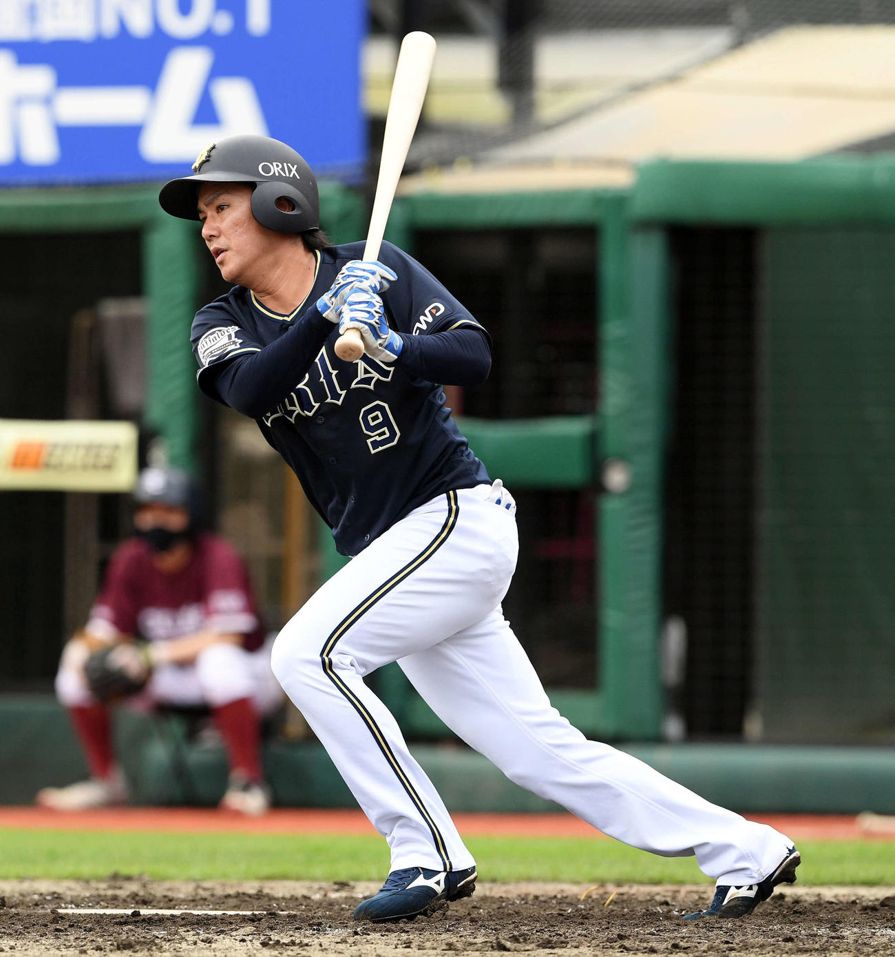 楽天対オリックス　2回表オリックス1死二、三塁、大城は勝ち越しの左前適時打を放つ（撮影・滝沢徹郎）