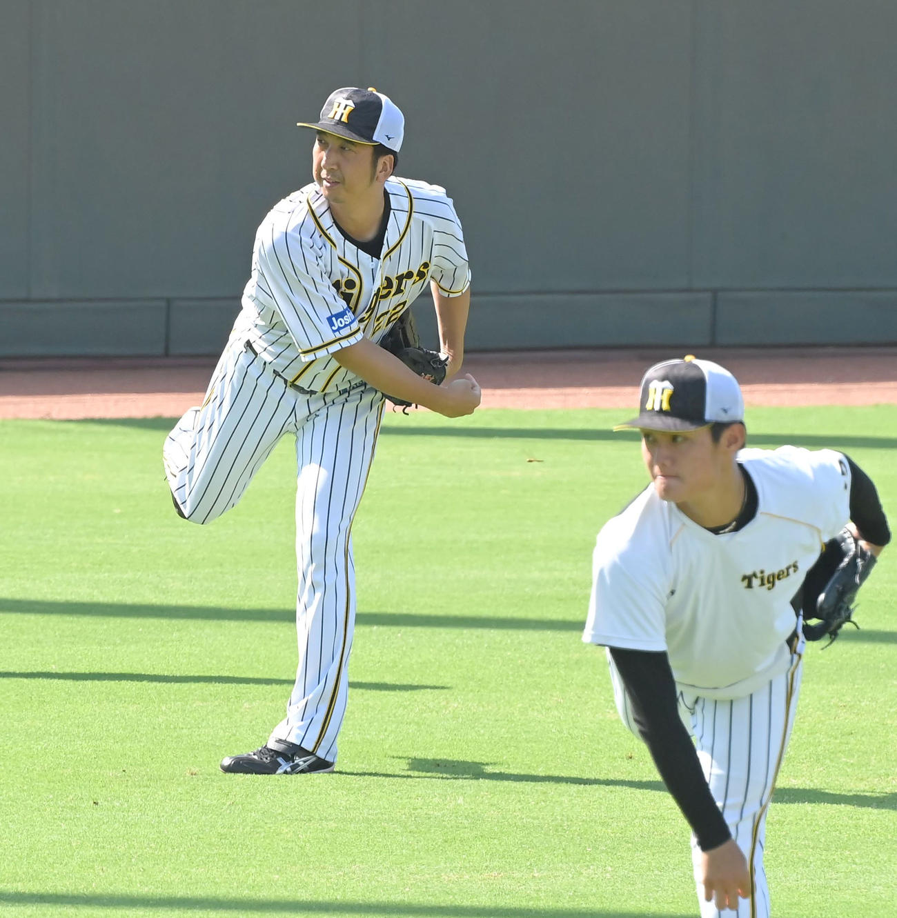 キャッチボールする藤川球児（代表撮影）