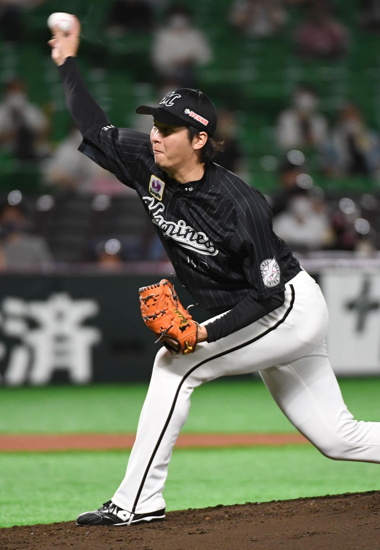 ソフトバンク対ロッテ　先発の二木康太（撮影・今浪浩三）