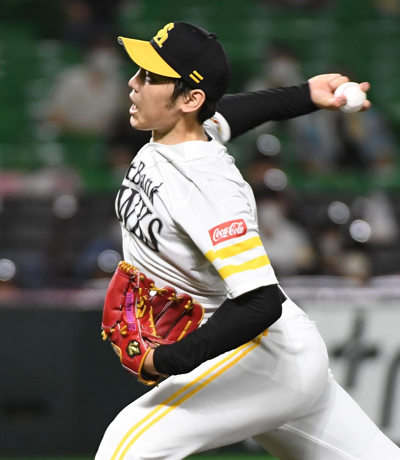 ソフトバンク対ロッテ　先発の石川柊太（撮影・今浪浩三）