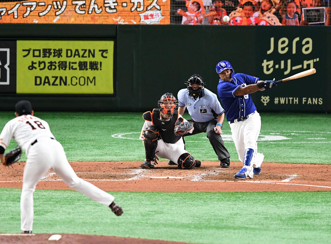 7月3日の巨人戦で菅野から二塁打を放つビシエド
