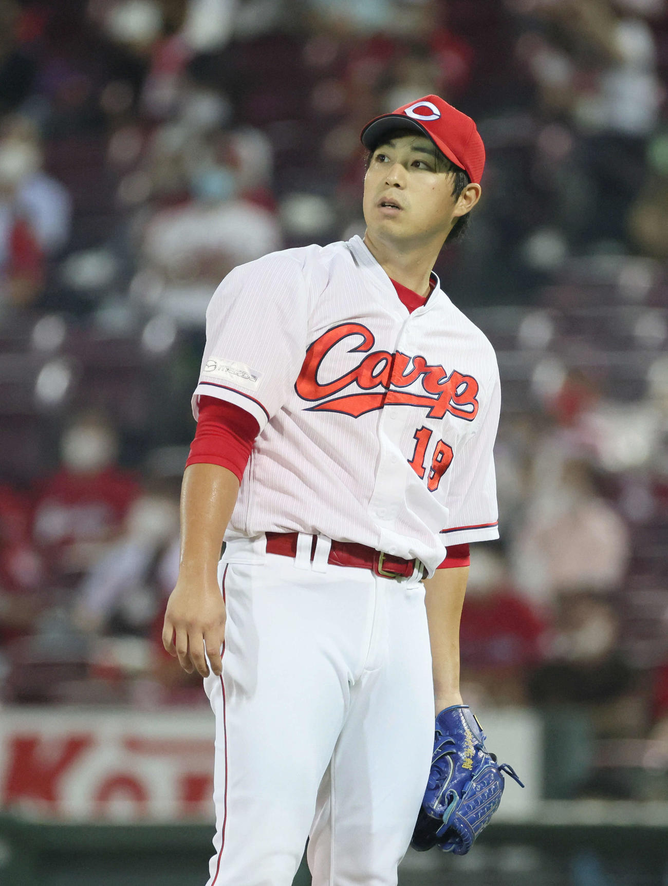 広島対ヤクルト　7回表ヤクルト無死一、二塁、山田哲人に左越え3点本塁打を打たれた野村（撮影・加藤孝規）