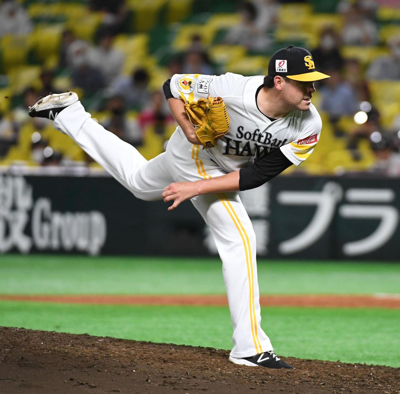 ソフトバンク対西武　先発のムーアは7回を3安打2失点と好投する（撮影・今浪浩三）