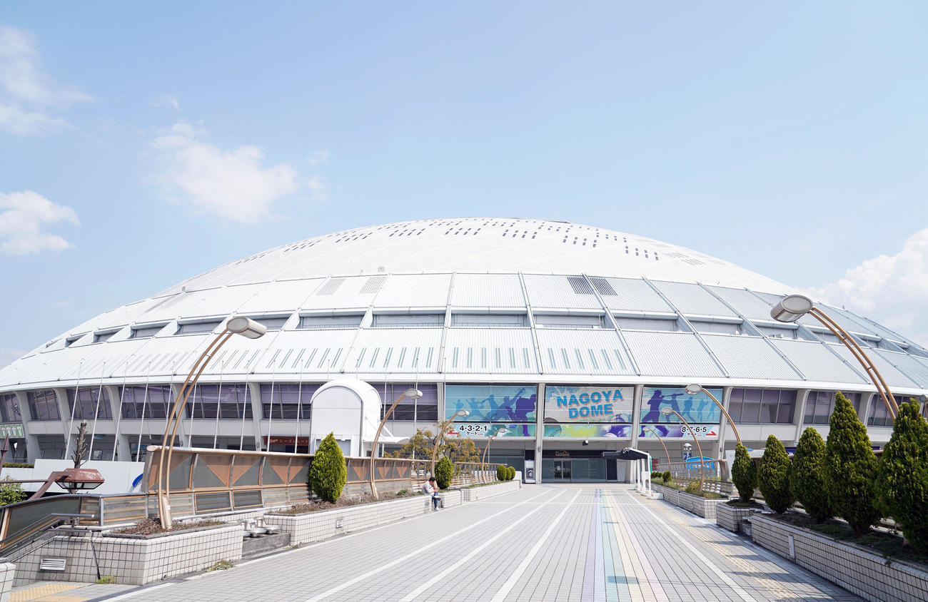 ナゴヤドーム（2020年4月4日撮影）