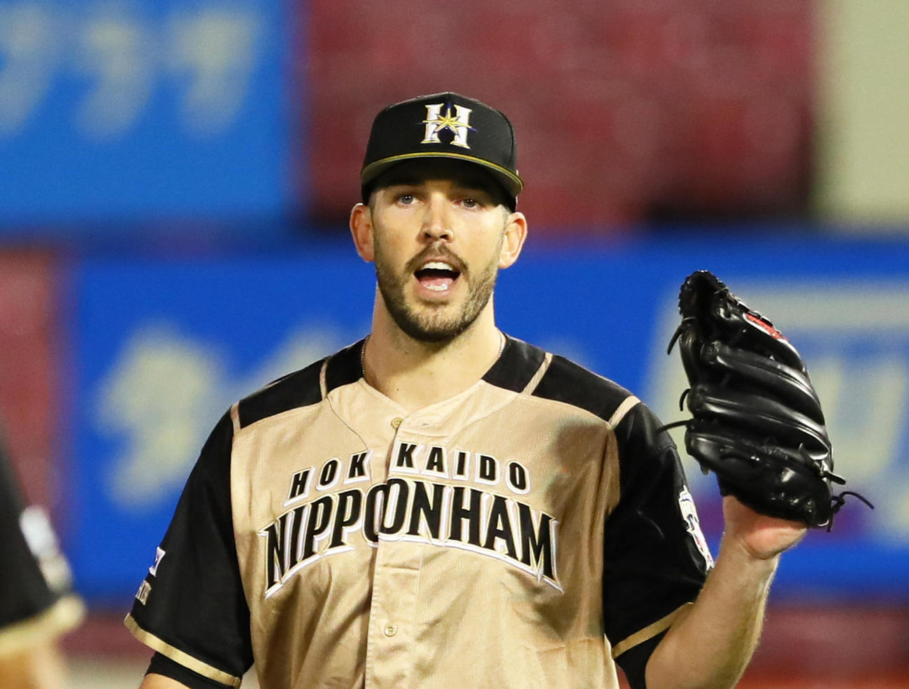 6勝目を挙げた日本ハム・バーヘイゲン（撮影・足立雅史）