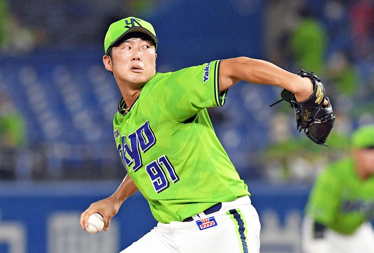 ヤクルト対DeNA　ヤクルト先発の歳内（撮影・滝沢徹郎）