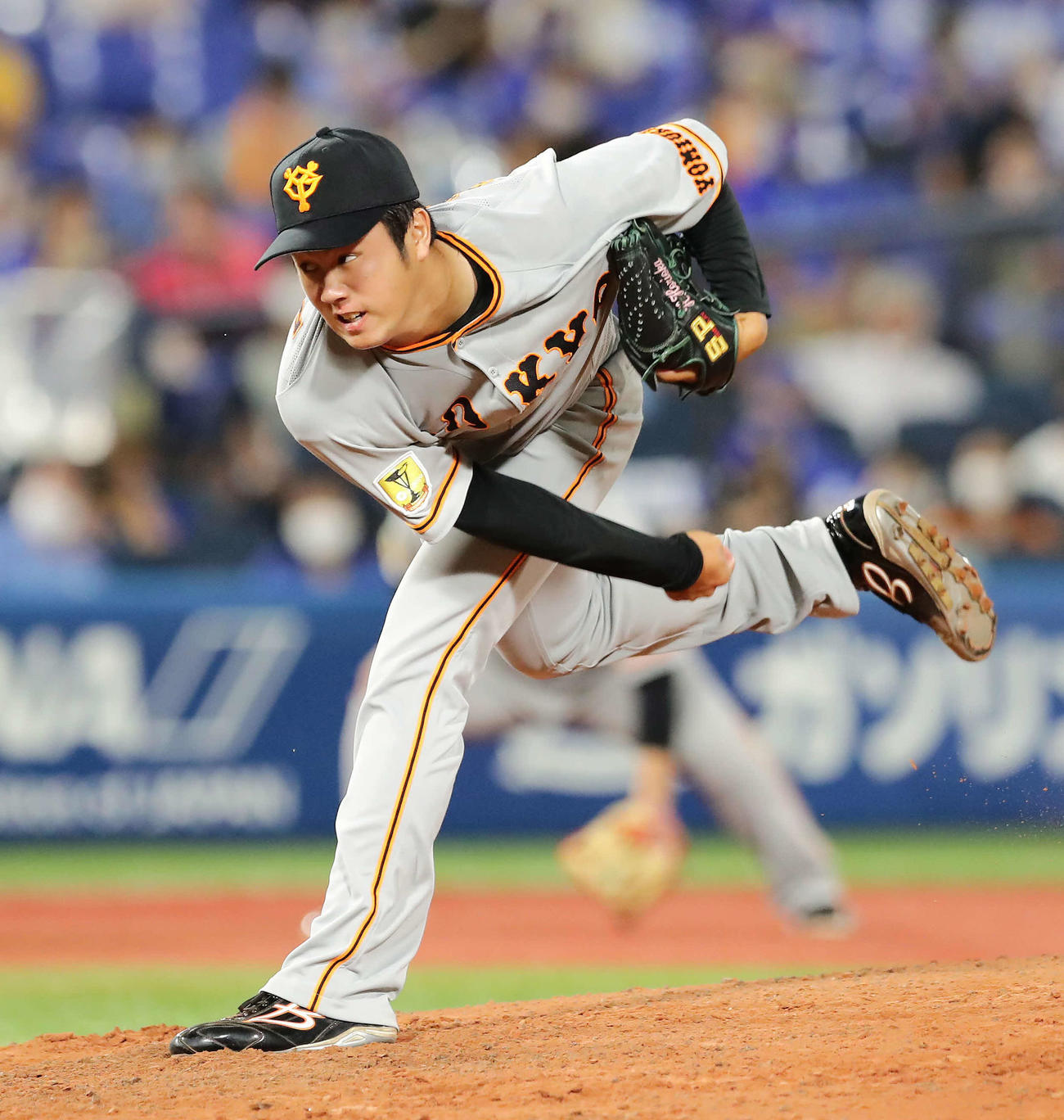 DeNA対巨人　力投する巨人2人目の堀岡（撮影・丹羽敏通）