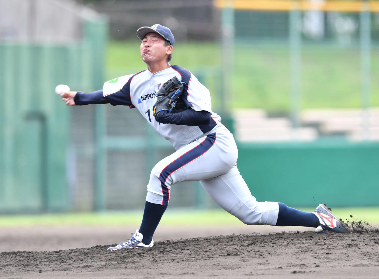 日本製鉄広畑対日本生命　日本製鉄広畑先発の川瀬航作（撮影・岩下翔太）