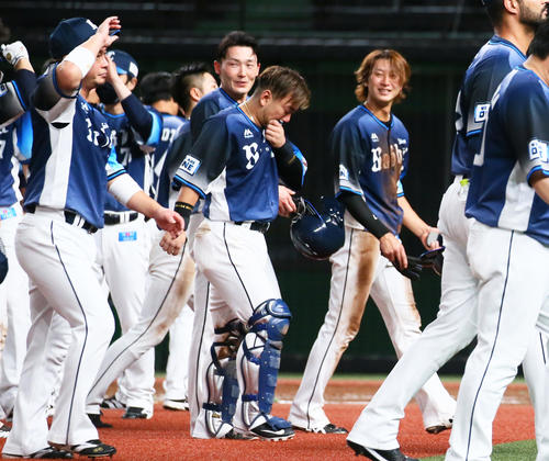 涙が印象的な今季プロ野球 悔し泣きを糧にできるか プロ野球写真ニュース 日刊スポーツ