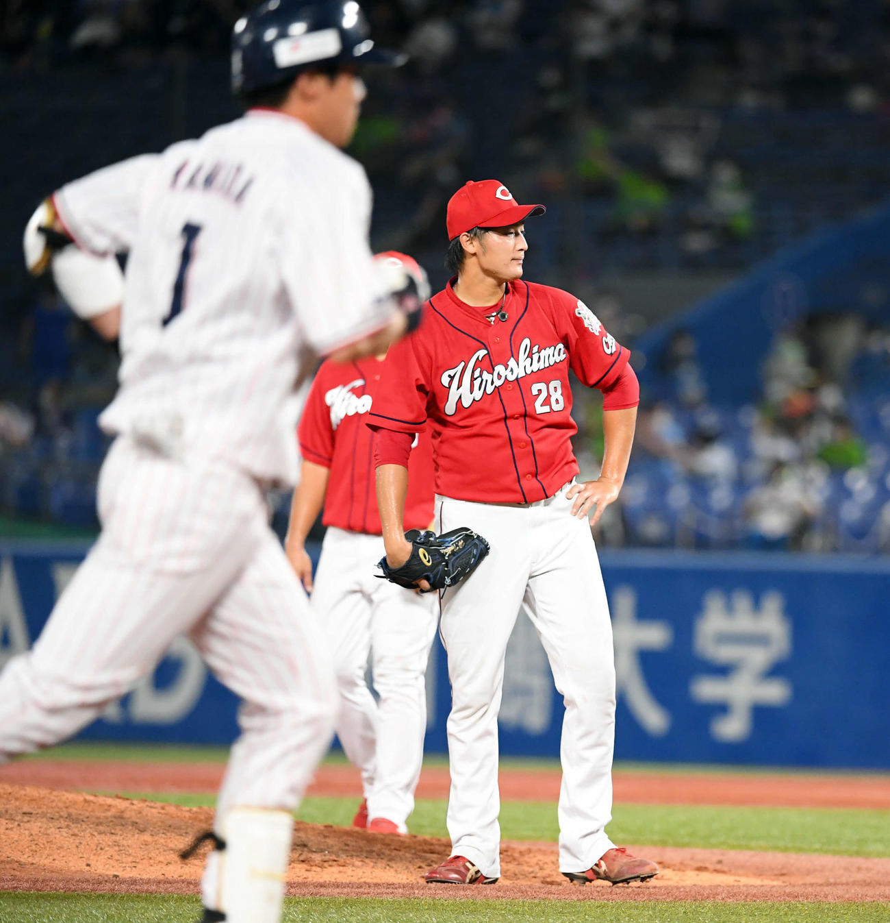 ヤクルト対広島　5回裏ヤクルト1死一塁、山田哲に2点本塁打を浴びる床田（撮影・たえ見朱実）