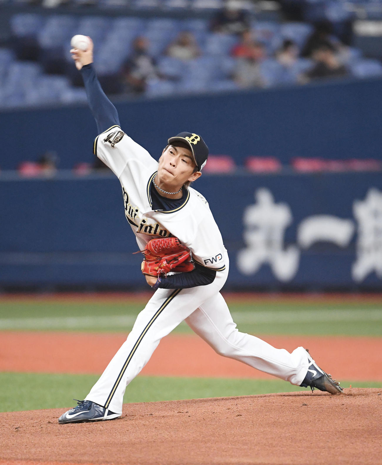 オリックス対西武　オリックス先発の山岡（撮影・前岡正明）