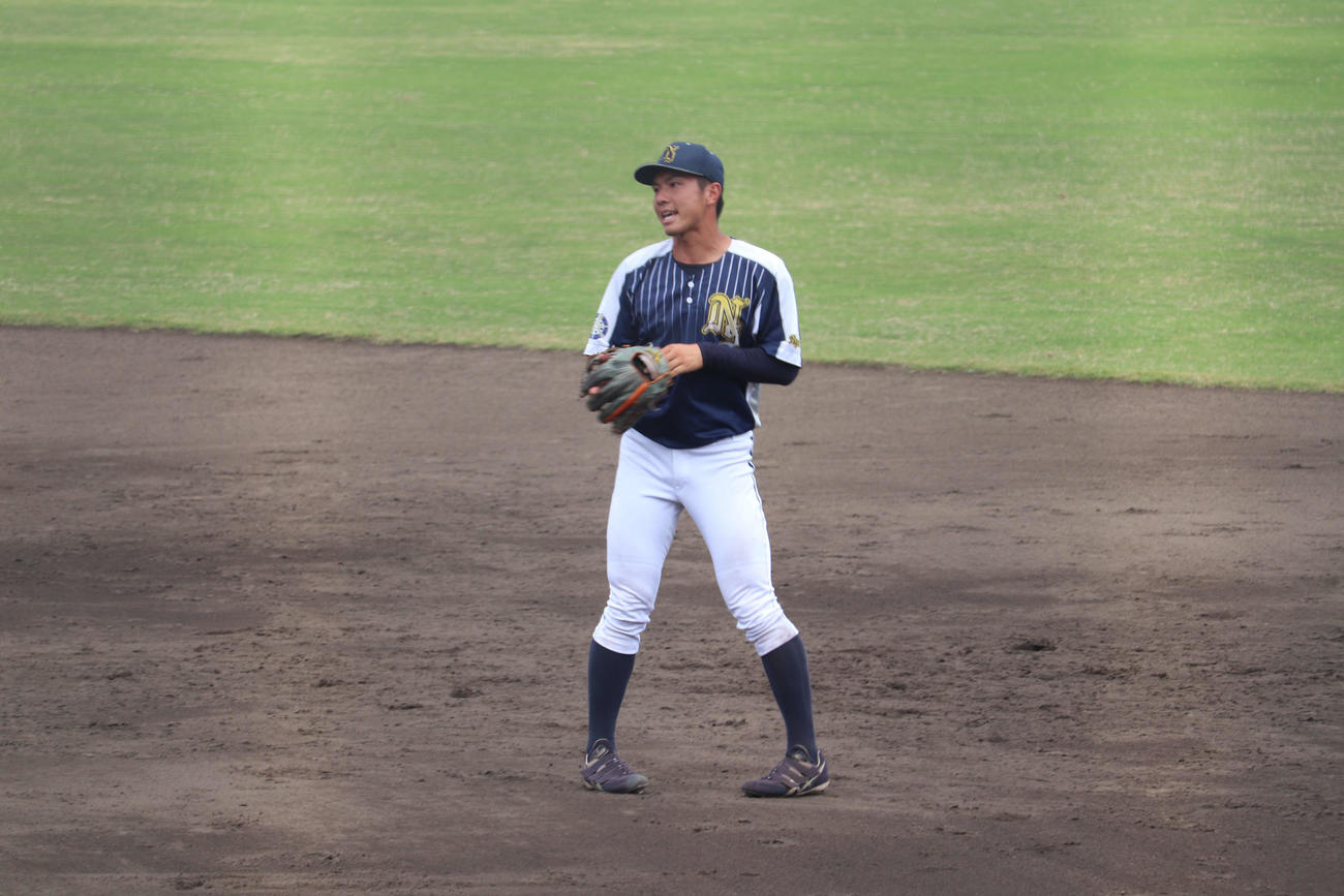 4打数2安打した日本新薬・福永