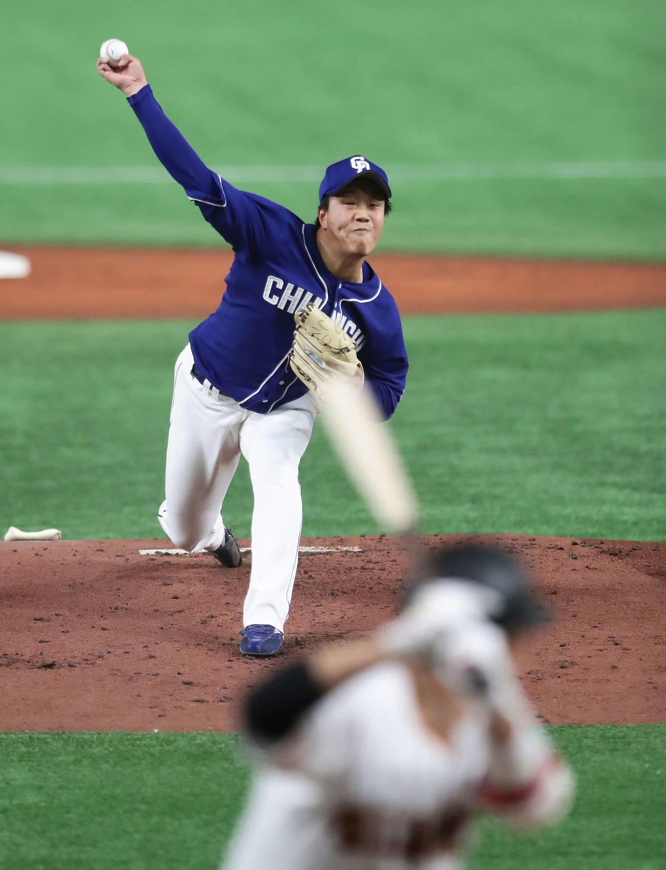 巨人対中日　力投する中日先発の柳（撮影・丹羽敏通）