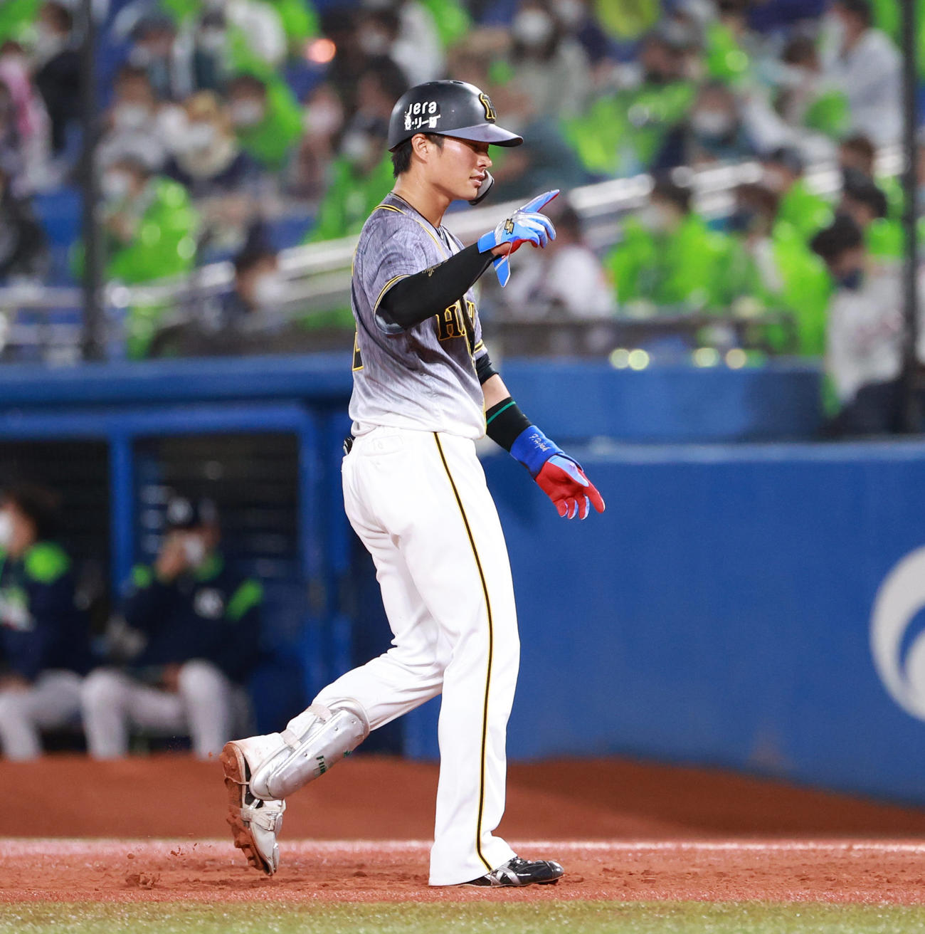 ヤクルト対阪神　9回表阪神無死、左前打を放つ北條史也（撮影・清水貴仁）