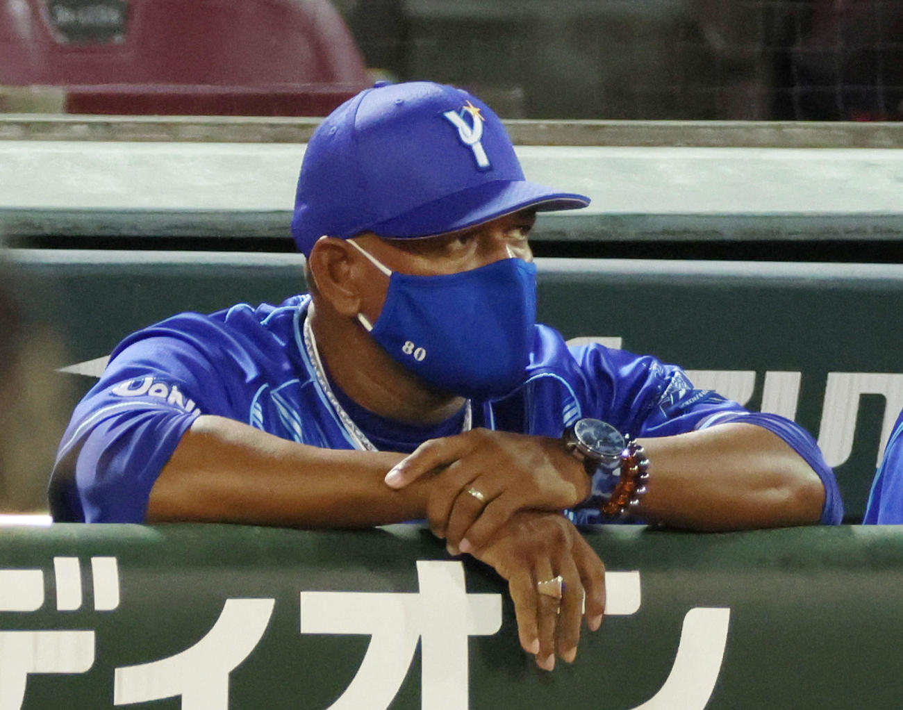 広島対DeNA　9回表DeNA、ベンチのラミレス監督（撮影・加藤孝規）