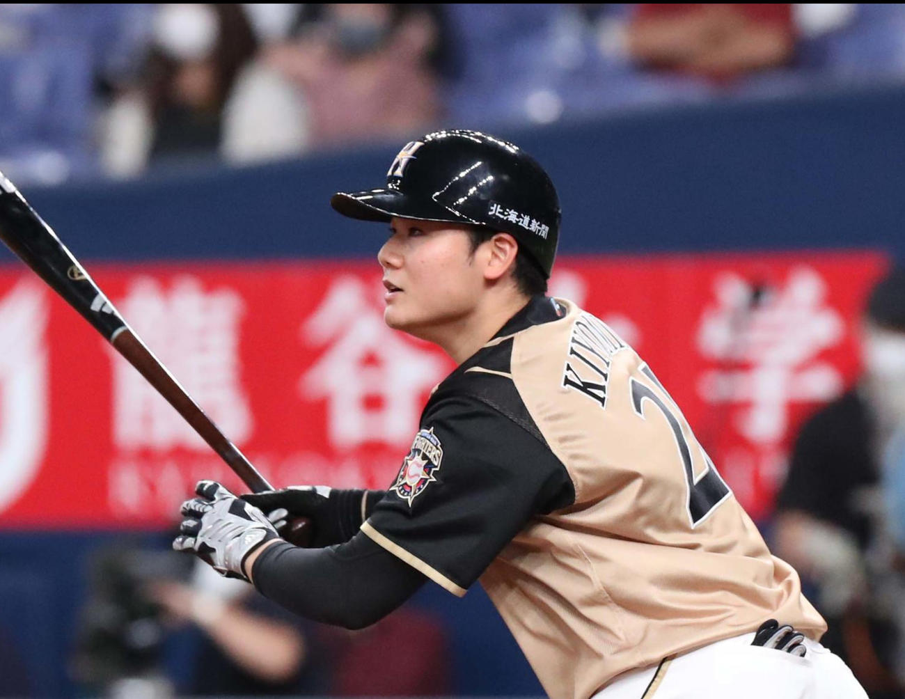 オリックス対日本ハム　9回表日本ハム1死満塁、清宮は走者一掃となる適時二塁打を放つ（撮影・佐藤翔太）