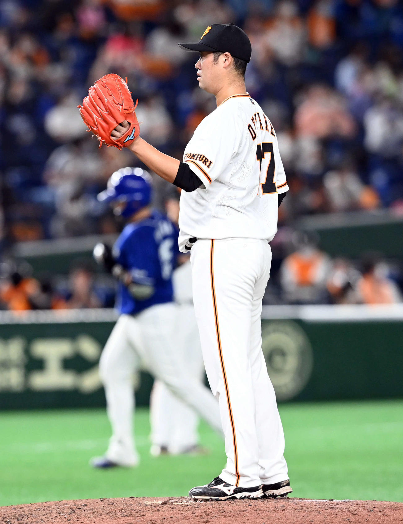 巨人対中日　8回表中日1死、木下拓にソロ本塁打を浴びる大竹（撮影・たえ見朱実）