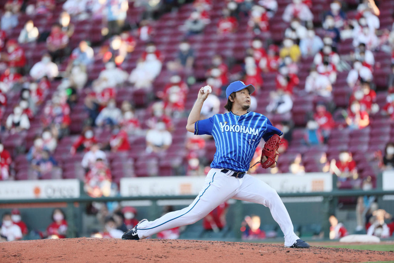 広島対DeNA　9回裏、DeNA4番手の三嶋（撮影・加藤孝規）