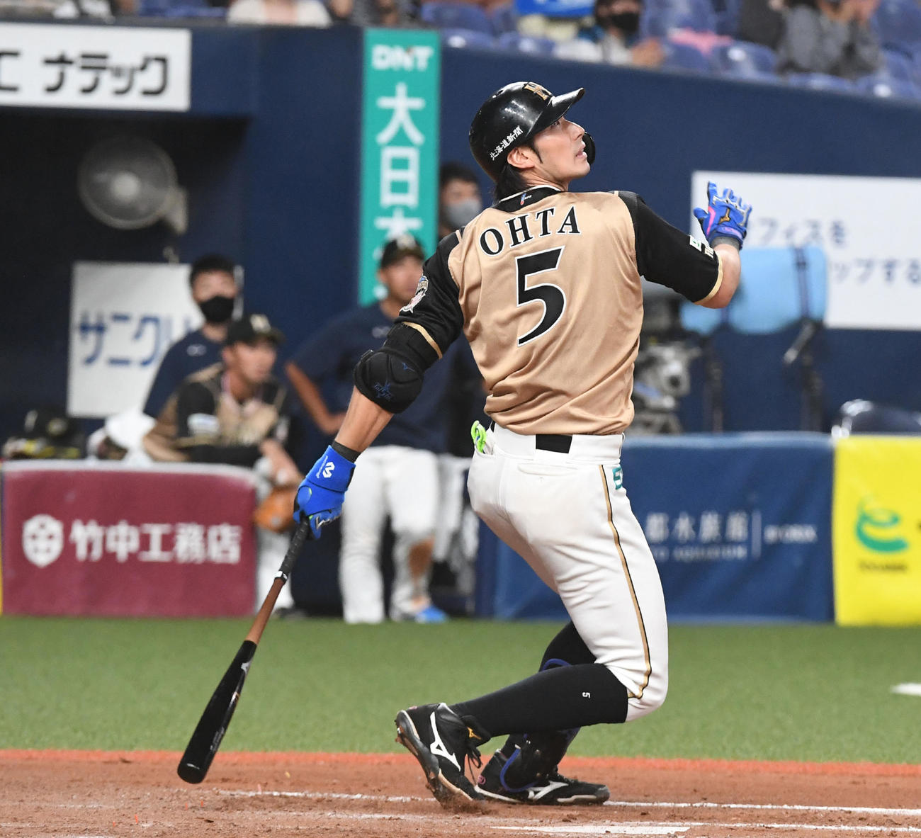 オリックス対日本ハム13回戦　10回表日本ハム2死一塁、大田泰示は右適時三塁打を放つ（撮影・前岡正明）