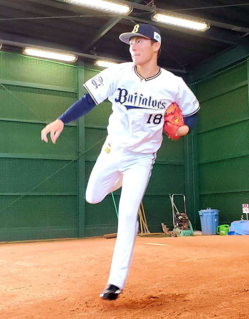 練習に励むオリックス山本（球団提供）