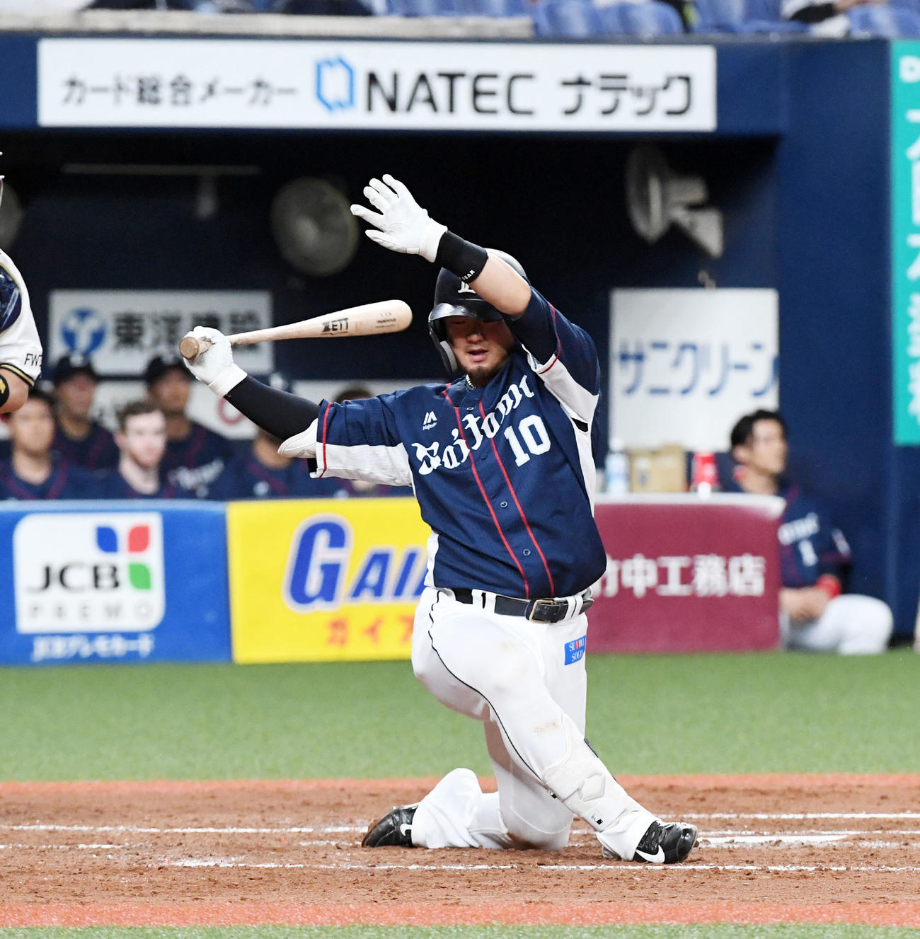 オリックス対西武19回戦　4回表西武無死、森友哉は空振りの三振に倒れる（撮影・前岡正明）