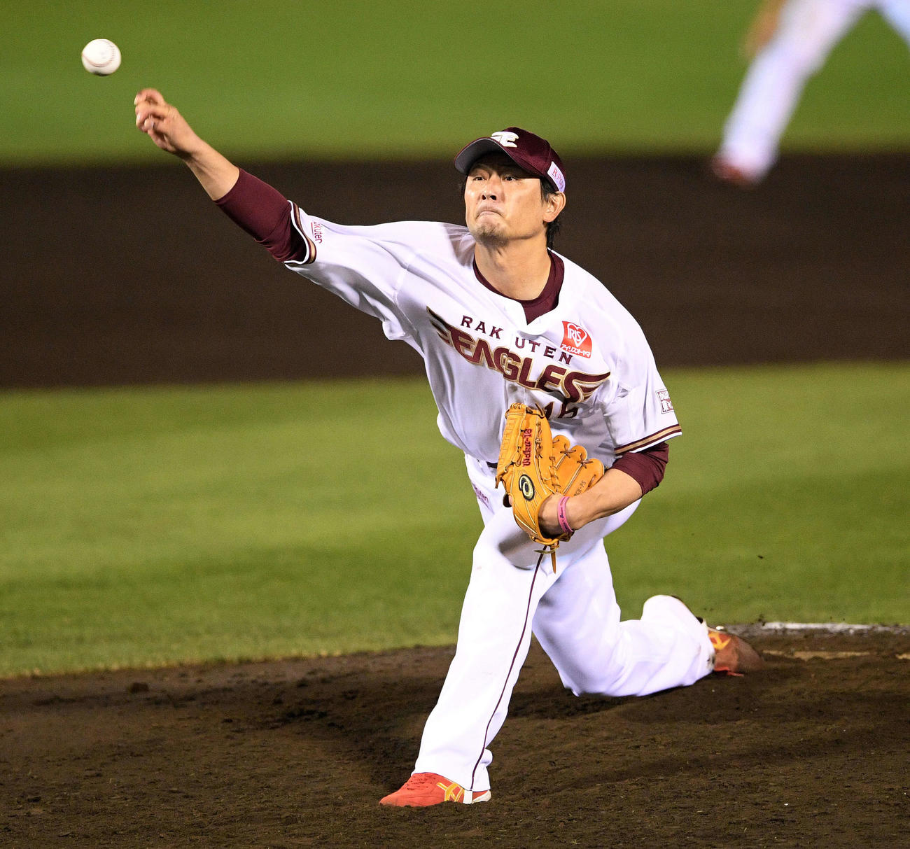 楽天対ソフトバンク　5回表、力投を続ける楽天涌井（撮影・滝沢徹郎）