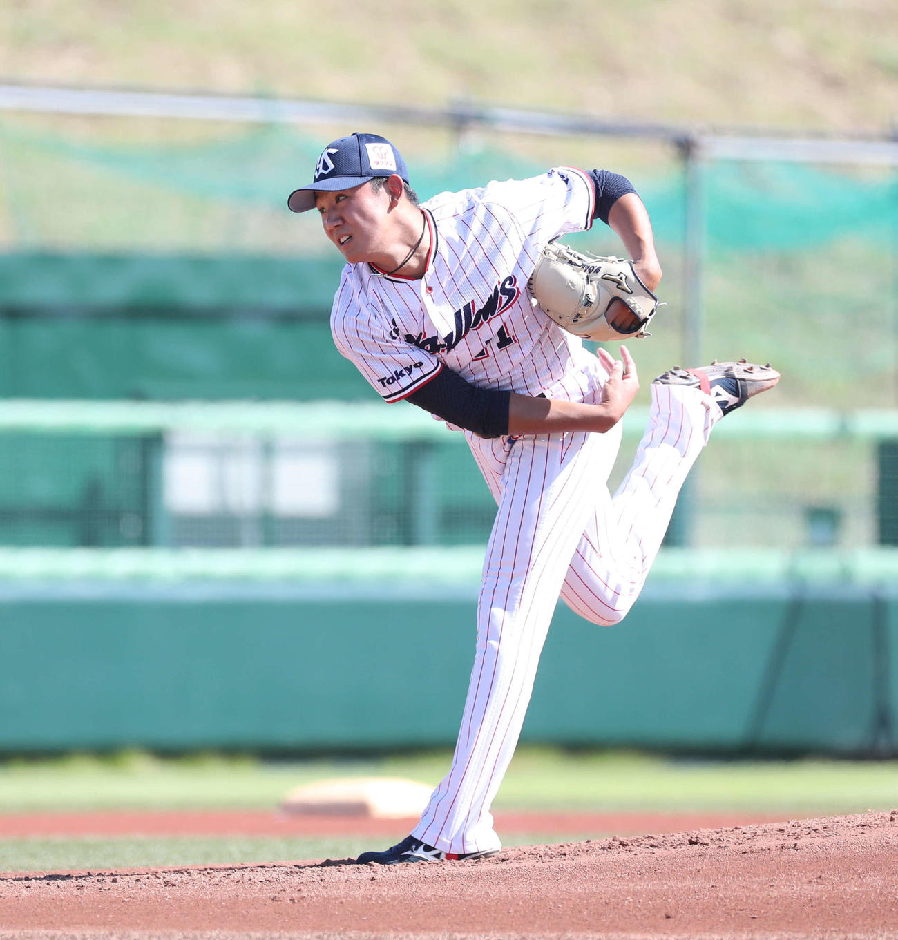 2軍のBCリーグ選抜戦に先発して1回を投げたヤクルト奥川（球団提供）
