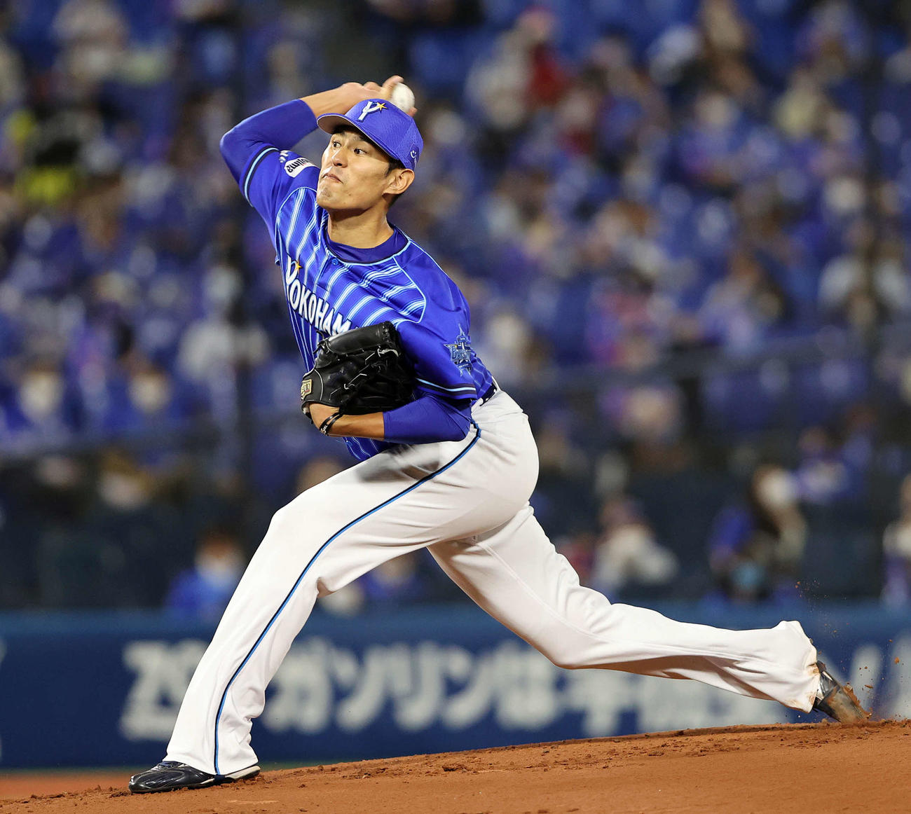 DeNA対中日　DeNA先発の井納（撮影・鈴木正人）