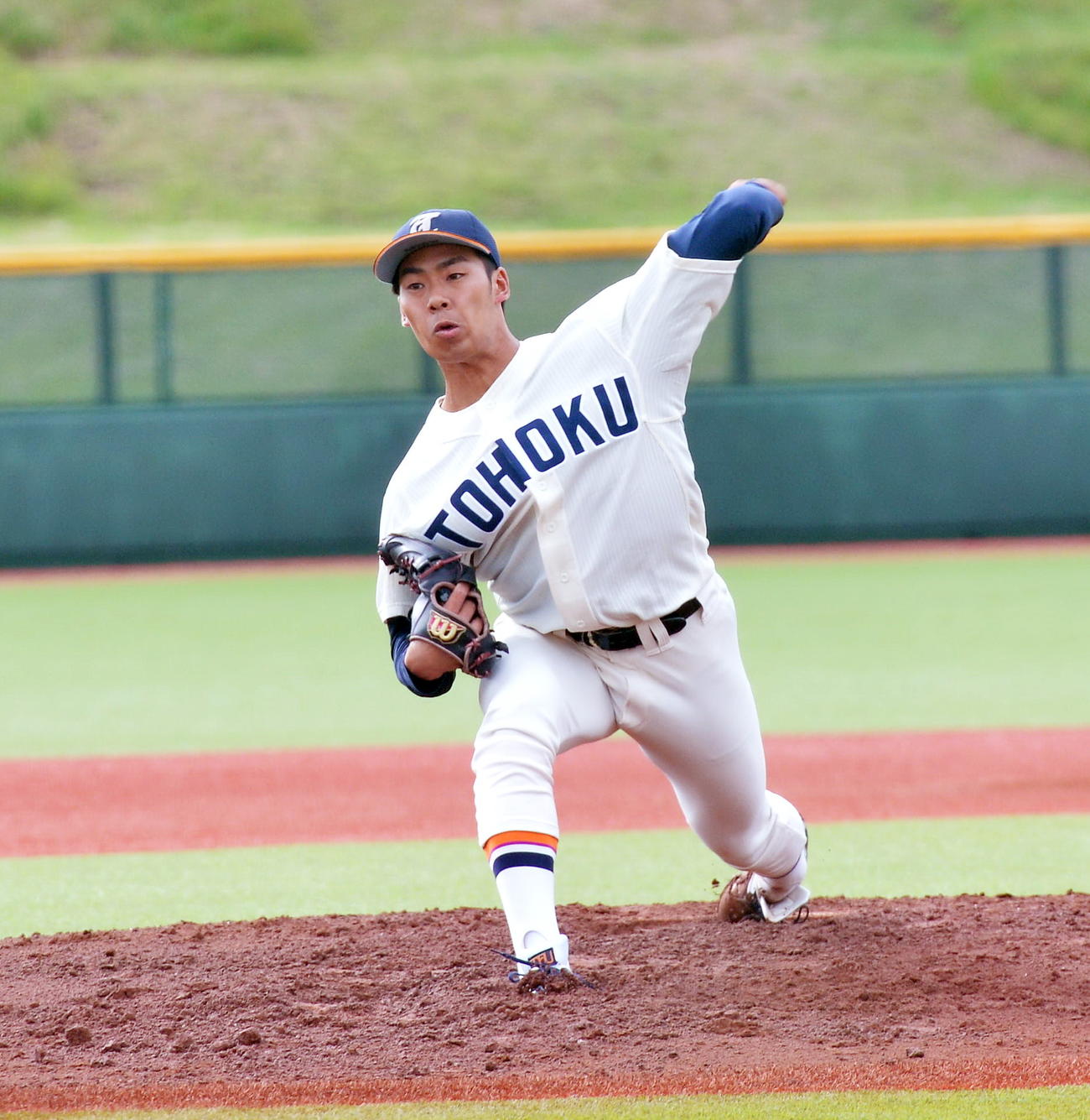東北福祉大対宮城教育大　先発した東北福祉大・山野（撮影・佐藤究）　