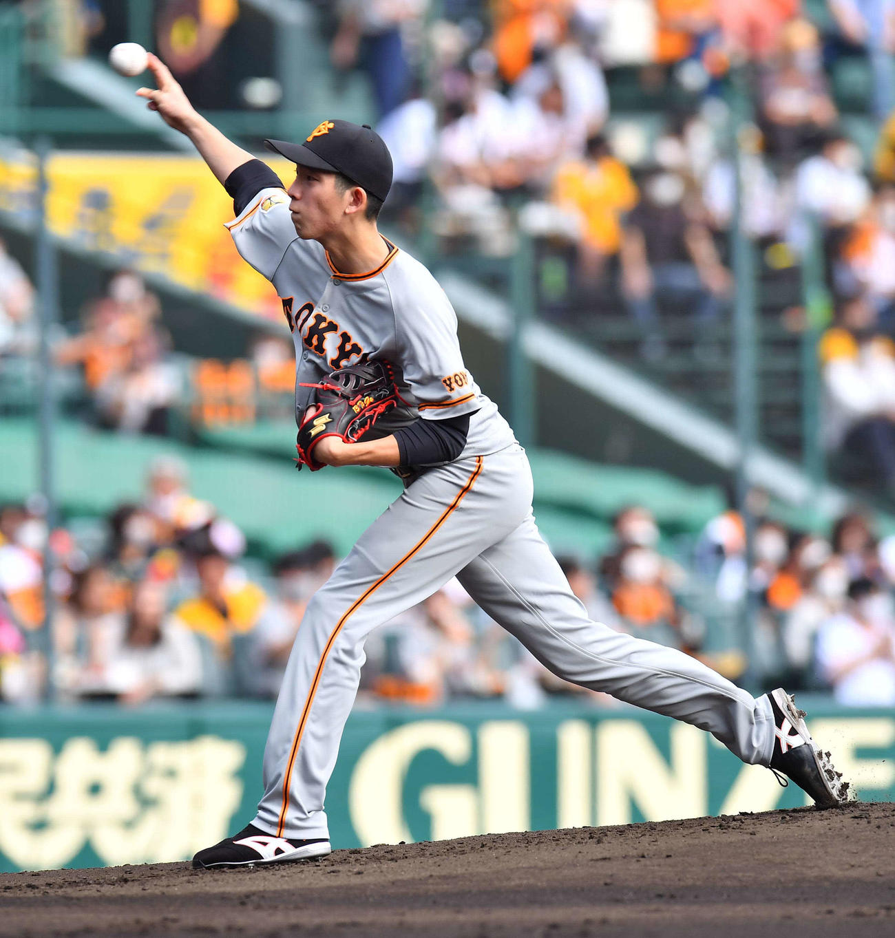 阪神対巨人　巨人先発の戸郷翔征（撮影・上田博志）