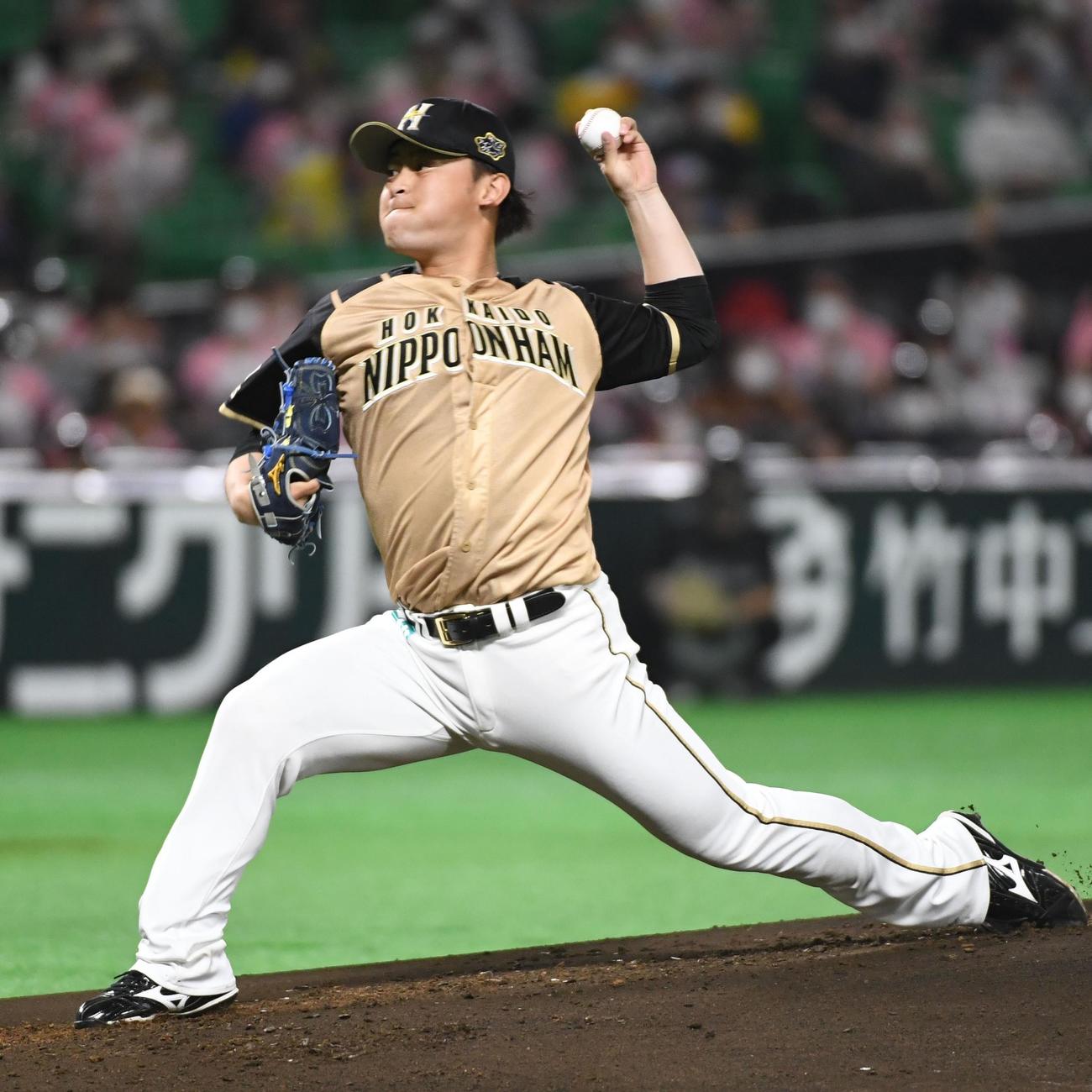 ソフトバンク対日本ハム　先発の河野竜生（撮影・今浪浩三）