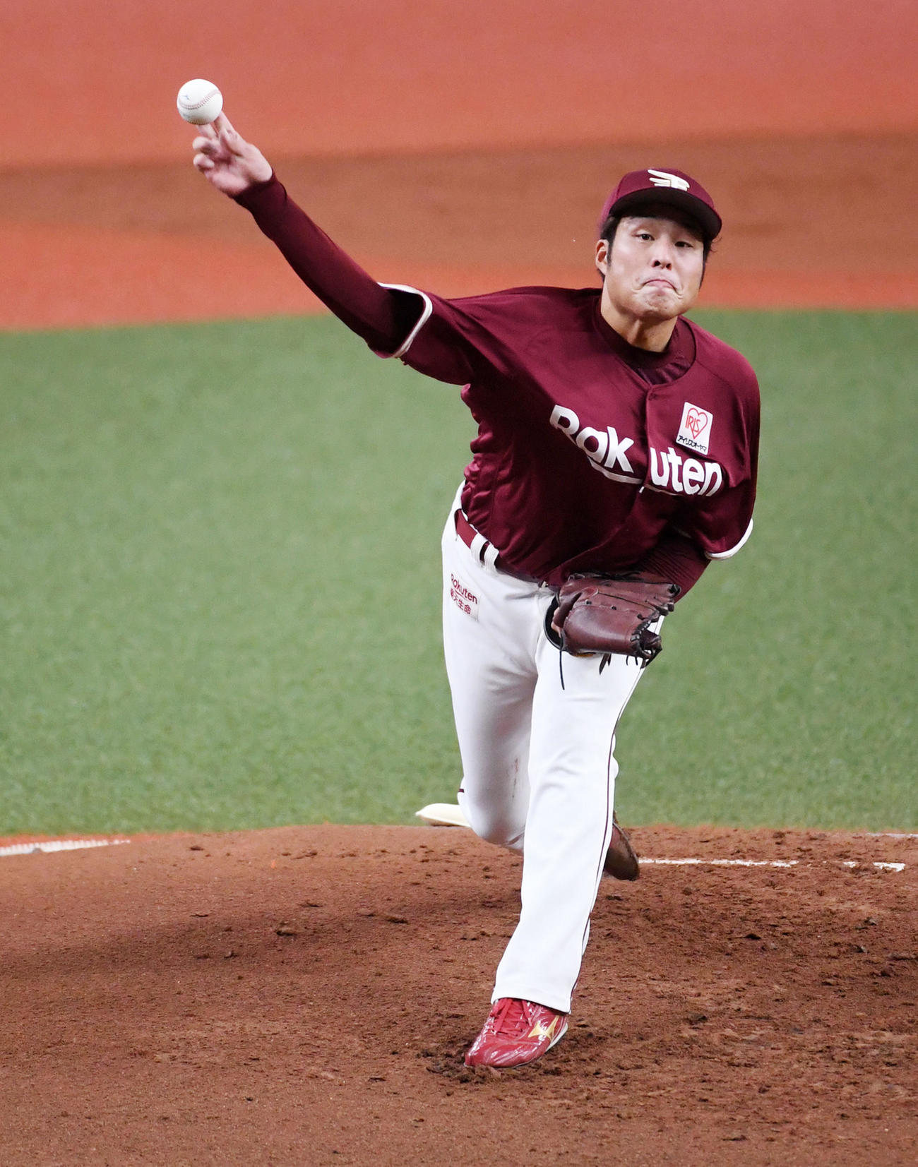 オリックス対楽天　楽天先発の滝中（撮影・前岡正明）