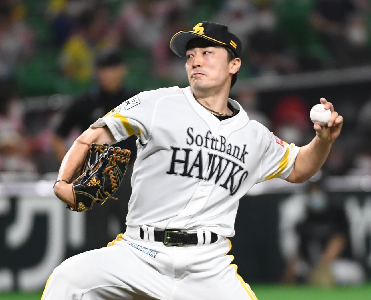 ソフトバンク対日本ハム　先発の和田毅は5回を投げ2安打3失点と好投する（撮影・今浪浩三）