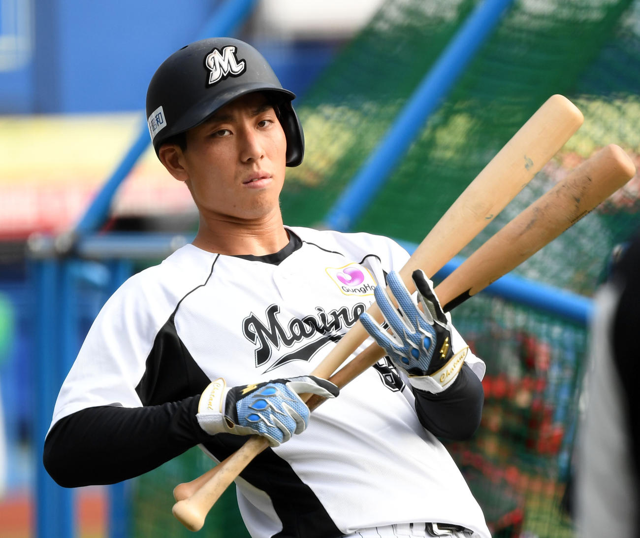 ロッテ対オリックス　1軍に合流したロッテ茶谷（撮影・横山健太）