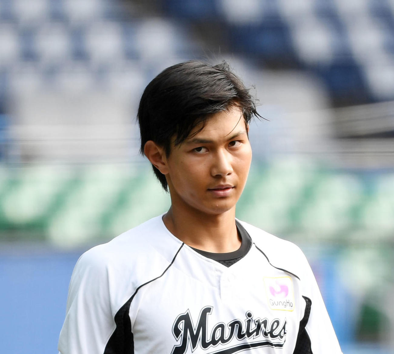 ロッテ対オリックス　1軍に合流したロッテ藤原（撮影・横山健太）