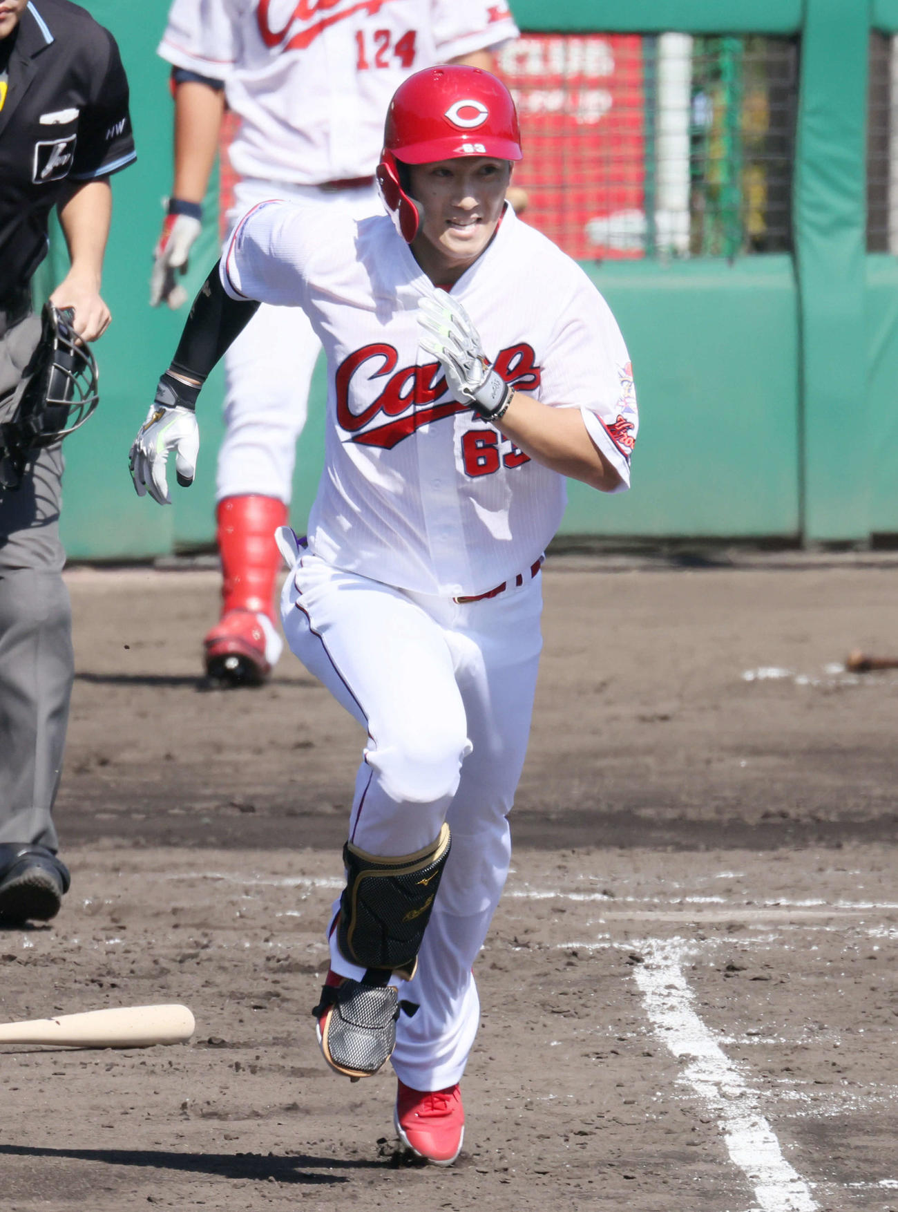 2軍広島対中日　3回裏広島2死、西川は内野ゴロ（撮影・加藤孝規）