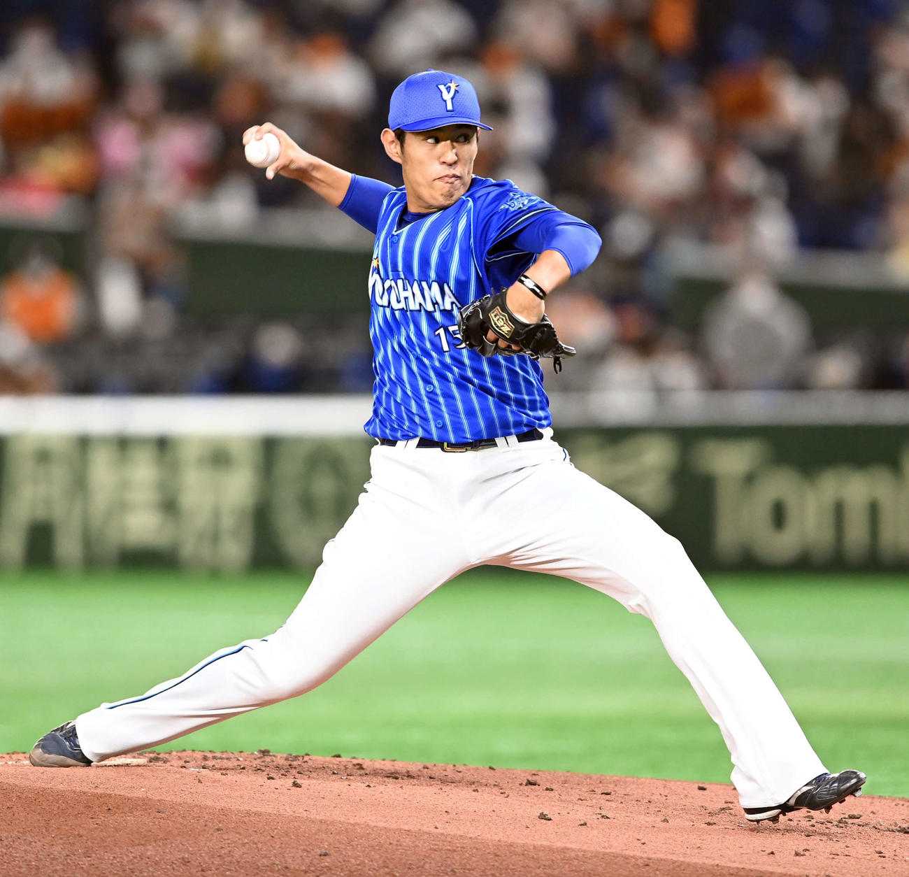 巨人対DeNA　DeNAの先発井納（撮影・たえ見朱実）
