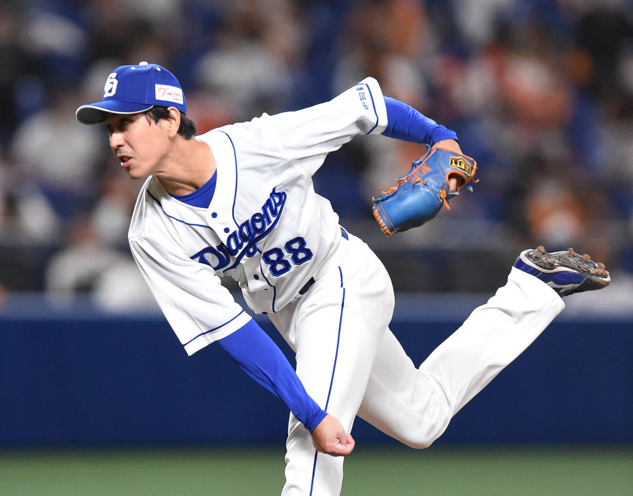 プロ野球中日対巨人　8回表、中日4番手で登板するマルク（撮影・森本幸一）