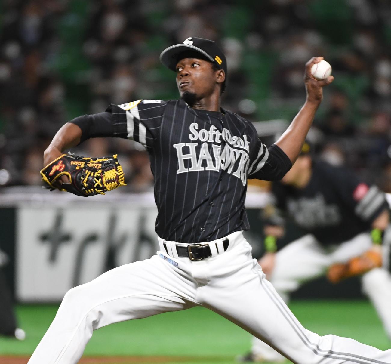 8回を抑えたリバン・モイネロ（撮影・今浪浩三）